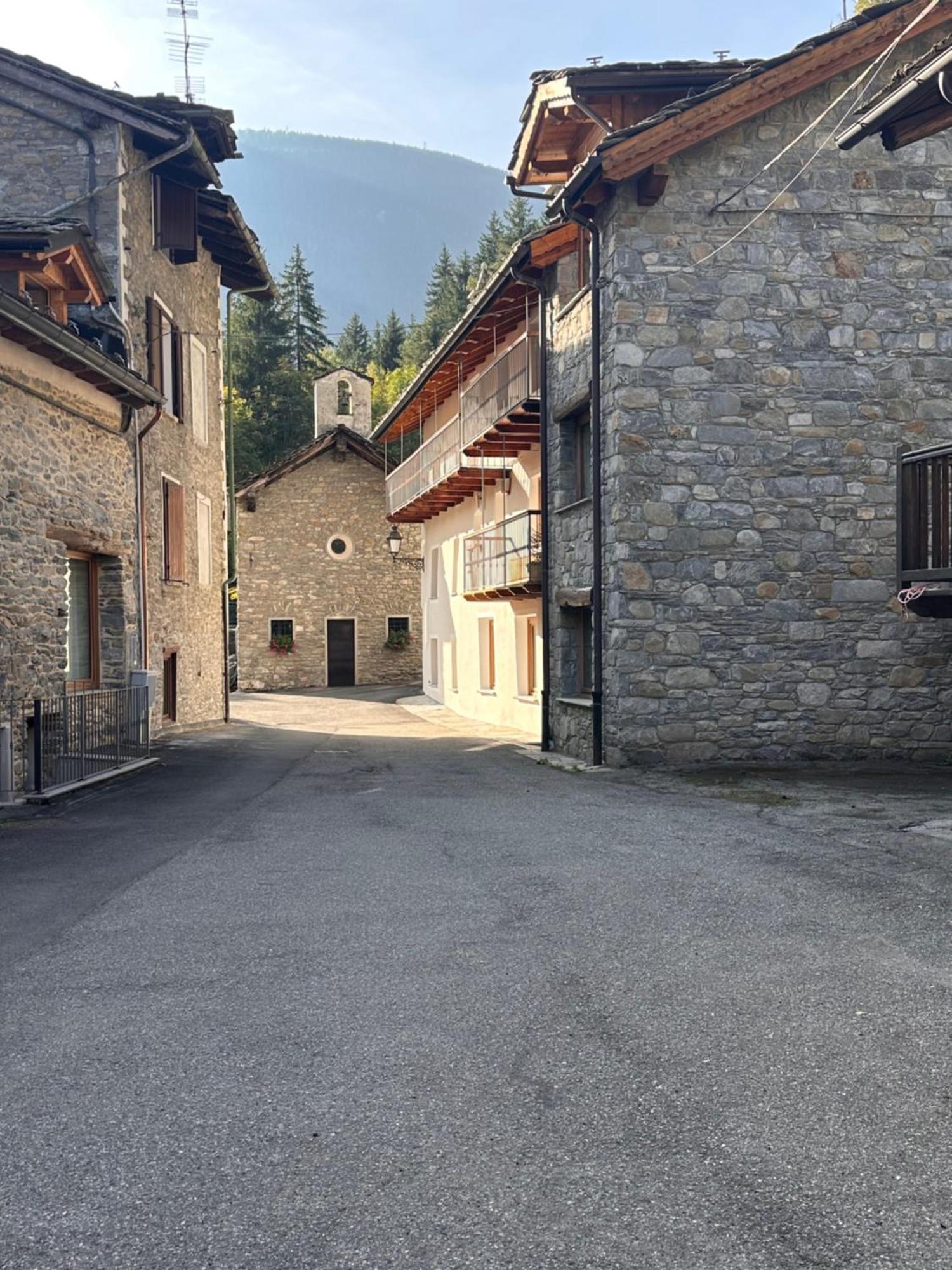 Le Grenier De Olga E Mario Appartement Pré-Saint-Didier Buitenkant foto