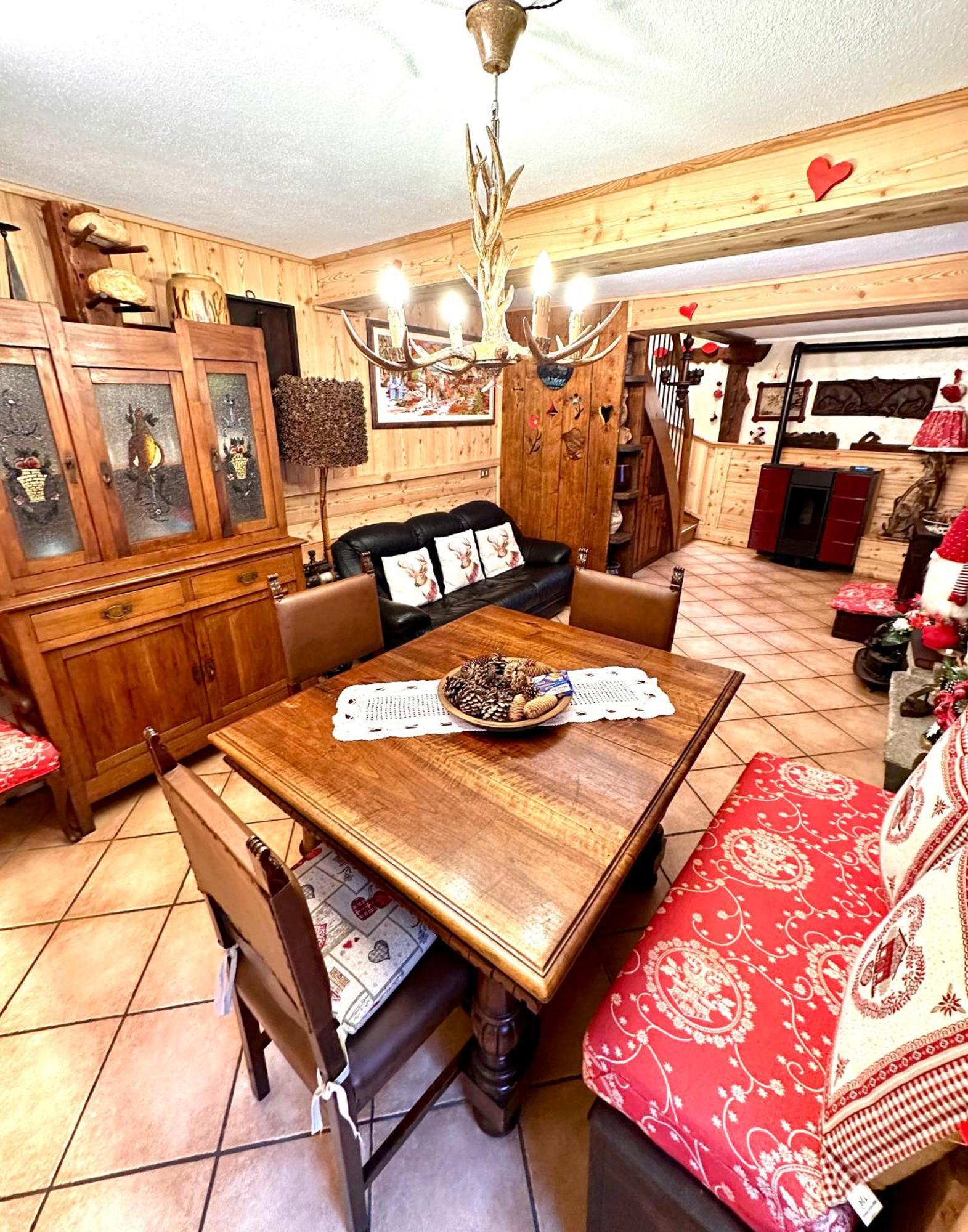 Le Grenier De Olga E Mario Appartement Pré-Saint-Didier Buitenkant foto